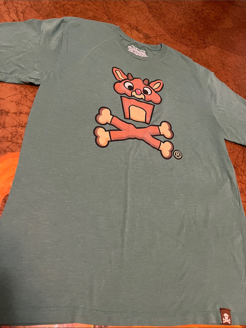Johnny Cupcakes Green Tee with Orange & Cream Cupcake Skull Sz XL